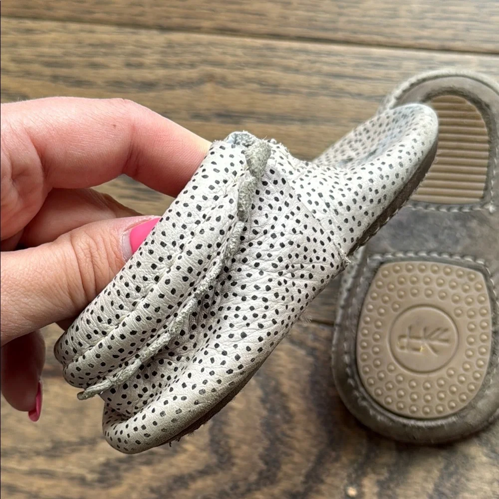 White and Black Baby Walker Shoes with T-Strap and Bow Freshly picked free ship